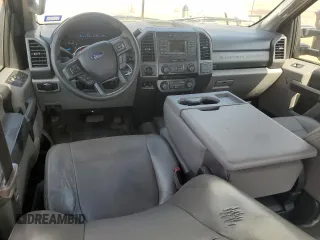 2017 Ford F-350 XL z VIN 1FT8W3A63HED69780, wystawiony jako Copart lot #55436945 z przebiegiem 162 220 mil mil oraz Szkoda całkowita • Salvage title. Historia ofert i sprzedaży dostępna na DreamBid. Obrazek 8.