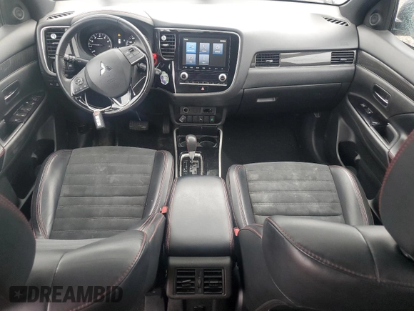 2020 Mitsubishi Outlander SE with VIN JA4AD3A35LZ041172, listed as a Copart auction lot 56148235 with 78,141 mi miles and Salvage title. Bid and sale history available at DreamBid. Image 8.