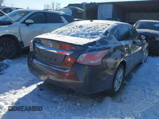 2015 Nissan Altima SL with VIN 1N4AL3AP2FN408428, listed as a IAAI auction lot 41613046 with 170,381 mi miles and . Bid and sale history available at DreamBid. Image 4.