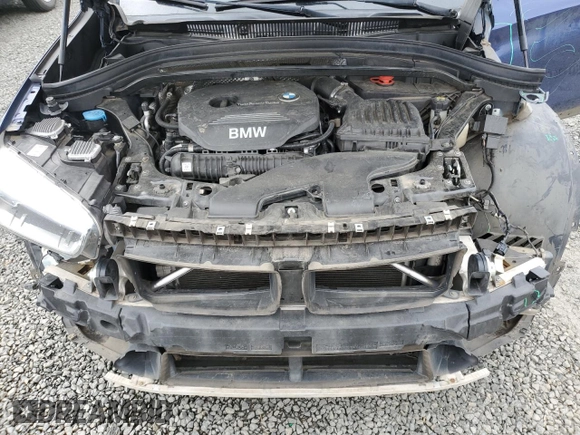 2016 BMW X1 xDrive28i with VIN WBXHT3C33G5E49242, listed as a Copart auction lot 51947625 with 105,538 mi miles and Salvage Title. Bid and sale history available at carsss.com. Image 12.