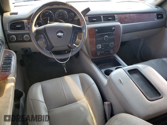 2008 Chevrolet Silverado 3500HD DRW LTZ with VIN 1GCJK33608F111611, listed as a Copart auction lot 76244664 with 287,483 mi miles and Salvage Title. Bid and sale history available at carsss.com. Image 8.