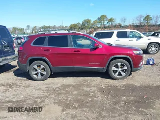 2019 Jeep Cherokee Limited z VIN 1C4PJMDX4KD446514, wystawiony jako IAAI lot #41855734 z przebiegiem 65 628 mil mil oraz . Historia ofert i sprzedaży dostępna na DreamBid. Obrazek 13.