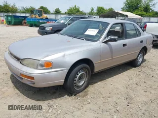 1996 Toyota Camry DX z VIN 4T1BG12K6TU752299, wystawiony jako IAAI lot #42239717 z przebiegiem 365 814 mil mil oraz . Historia ofert i sprzedaży dostępna na DreamBid. Obrazek 2.