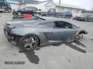 2006 Lamborghini Gallardo z VIN ZHWGU12T46LA02951, wystawiony jako Copart lot #87735325 z przebiegiem Nie podano mil oraz Szkoda całkowita • Salvage title. Historia ofert i sprzedaży dostępna na DreamBid. Obrazek 3.