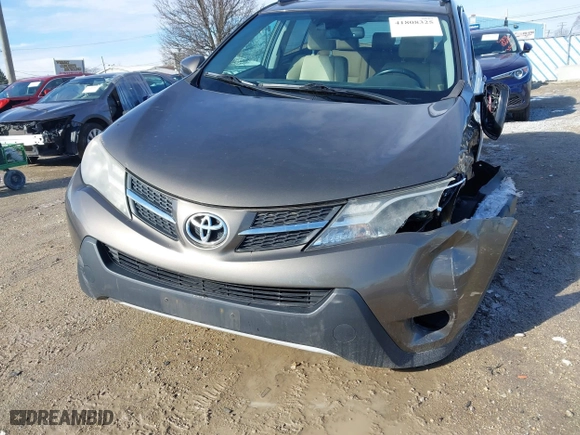 2014 Toyota RAV4 Limited with VIN 2T3DFREV5EW220519, listed as a IAAI auction lot 41808325 with 142,026 mi miles. Bid and sale history available at carsss.com. Image 18.