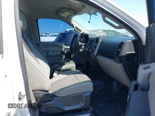 2016 Ford F-150 XLT with VIN 1FTEW1EF5GFA47782, listed as a IAAI auction lot 41870772 with 118,121 mi miles. Bid and sale history available at carsss.com. Image 5.
