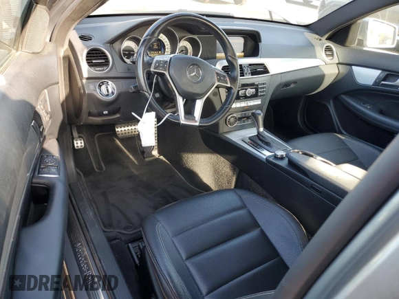 2012 Mercedes-Benz C 250 с VIN WDDGJ4HBXCF782520, выставлен на аукционе Copart как лот 64447245 с пробегом 99 742 миль миль и Списание • Salvage title. История ставок и продаж доступна на DreamBid. Изображение 8.