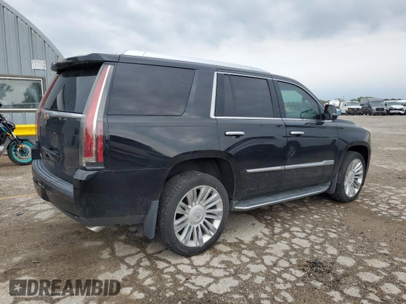 2016 Cadillac Escalade Luxury Collection z VIN 1GYS4BKJ6GR249014, wystawiony jako Copart lot #68561594 z przebiegiem 115 017 mil mil oraz Szkoda całkowita • Salvage title. Historia ofert i sprzedaży dostępna na DreamBid. Obrazek 3.