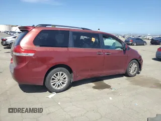 2012 Toyota Sienna XLE AAS z VIN 5TDYK3DC4CS242651, wystawiony jako Copart lot #53980615 z przebiegiem 170 805 mil mil oraz Szkoda całkowita • Salvage title. Historia ofert i sprzedaży dostępna na DreamBid. Obrazek 3.