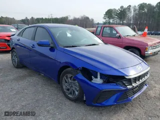 2024 Hyundai Elantra SEL with VIN KMHLM4DG7RU679394, listed as a IAAI auction lot 41795039 with 6,124 mi miles. Bid and sale history available at carsss.com. Image 1.