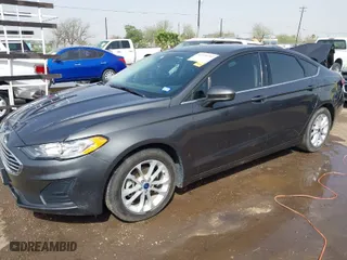 2020 Ford Fusion SE with VIN 3FA6P0HD0LR188610, listed as a IAAI auction lot 41729297 with 55,118 mi miles. Bid and sale history available at carsss.com. Image 2.