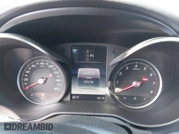 2018 Mercedes-Benz C 300 with VIN 55SWF4JB9JU270992, listed as a IAAI auction lot 41850962 with 73,174 mi miles and . Bid and sale history available at carsss.com. Image 7.
