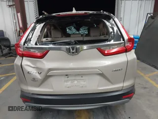 2018 Honda CR-V EX-L z VIN 2HKRW2H89JH671327, wystawiony jako IAAI lot #42159441 z przebiegiem Nie podano mil oraz . Historia ofert i sprzedaży dostępna na DreamBid. Obrazek 15.