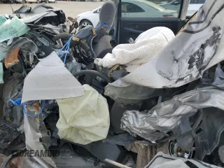 2007 GMC Sierra 1500 SL z VIN 2GTEK13V071123356, wystawiony jako Copart lot #79495423 z przebiegiem Nie podano mil oraz Szkoda całkowita • Salvage title. Historia ofert i sprzedaży dostępna na DreamBid. Obrazek 7.