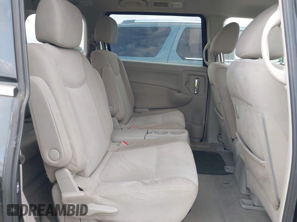 2015 Nissan Quest SV with VIN JN8AE2KP3F9133078, listed as a IAAI auction lot 42074402 with 113,505 mi miles. Bid and sale history available at carsss.com. Image 8.
