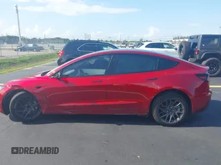 2025 Tesla Model 3 Long Range with VIN 5YJ3E1EA6SF967254, listed as a IAAI auction lot 42345651 with 1,180 mi miles and . Bid and sale history available at DreamBid. Image 15.