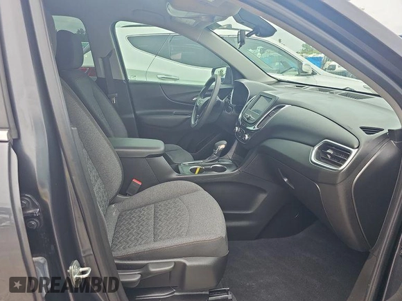 2022 Chevrolet Equinox LT z VIN 2GNAXKEV6N6147980, wystawiony jako IAAI lot #42511210 z przebiegiem 80 850 mil mil oraz . Historia ofert i sprzedaży dostępna na DreamBid. Obrazek 4.