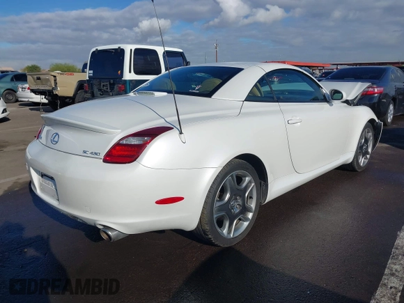 2008 Lexus SC 430 with VIN JTHFN45Y489016838, listed as a IAAI auction lot 41727443 with 136,414 mi miles and . Bid and sale history available at carsss.com. Image 4.