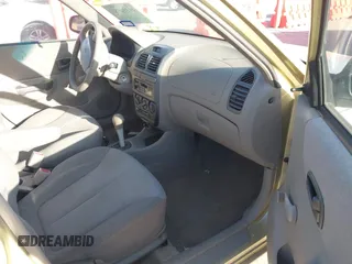2000 Hyundai Accent z VIN KMHCG45G3YU034438, wystawiony jako IAAI lot #41356583 z przebiegiem 57 283 mil mil oraz . Historia ofert i sprzedaży dostępna na DreamBid. Obrazek 5.