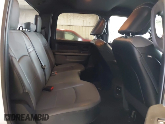 2023 Ram 2500 Tradesman z VIN 3C6UR5HJ0PG610057, wystawiony jako IAAI lot #42385008 z przebiegiem 21 105 mil mil oraz . Historia ofert i sprzedaży dostępna na DreamBid. Obrazek 8.