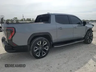 2024 GMC Sierra 1500 with VIN 1GT401EL3RU401137, listed as a Copart auction lot 82851714 with 5,005 mi miles and Salvage Title. Bid and sale history available at DreamBid. Image 3.