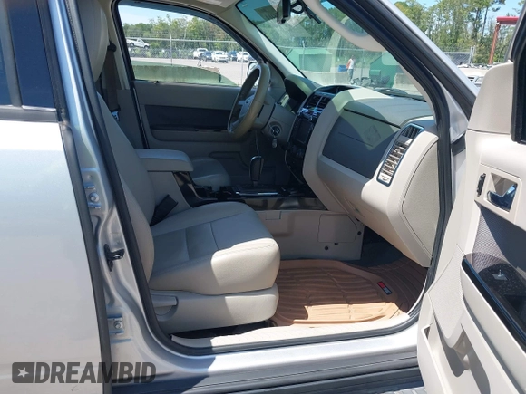 2009 Ford Escape Hybrid z VIN 1FMCU593X9KA59775, wystawiony jako IAAI lot #42763464 z przebiegiem 142 396 mil mil oraz . Historia ofert i sprzedaży dostępna na DreamBid. Obrazek 5.