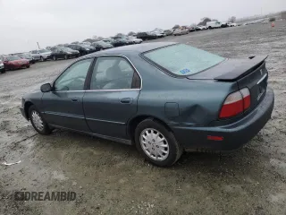 1996 Honda Accord EX with VIN 1HGCD5652TA206485, listed as a Copart auction lot 86851064 with 158,907 mi miles and Salvage Title. Bid and sale history available at DreamBid. Image 2.