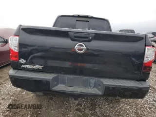 2018 Nissan Titan Pro-4X z VIN 1N6AA1E58JN523036, wystawiony jako Copart lot #45383075 z przebiegiem 153 047 mil mil oraz Czysty tytuł • Clean title. Historia ofert i sprzedaży dostępna na DreamBid. Obrazek 6.