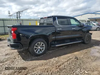 2019 Chevrolet Silverado 1500 High Country with VIN 1GCUYHEL6KZ236050, listed as a Copart auction lot 52505285 with 105,462 mi miles and Salvage Title. Bid and sale history available at carsss.com. Image 3.