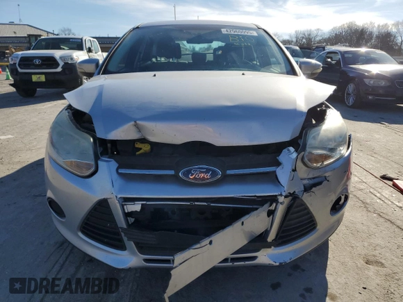 2013 Ford Focus SE with VIN 1FADP3K25DL136146, listed as a Copart auction lot 42960095 with 160,582 mi miles and Salvage Title. Bid and sale history available at carsss.com. Image 5.
