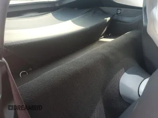 2015 Chevrolet Corvette 2LT с VIN 1G1YD2D7XF5113940, выставлен на аукционе Copart как лот 61631615 с пробегом 106 156 миль миль и Списание • Salvage title. История ставок и продаж доступна на DreamBid. Изображение 10.