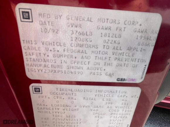 1993 Chevrolet Corvette with VIN 1G1YY23PXP5104890, listed as a Copart auction lot 82262124 with 82,698 mi miles and Clean Title. Bid and sale history available at carsss.com. Image 10.