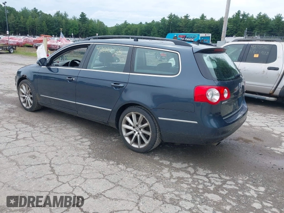 2008 Volkswagen Passat VR6 with VIN WVWRU73C98E015623, listed as a IAAI auction lot 42682325 with 128,731 mi miles and . Bid and sale history available at DreamBid. Image 3.