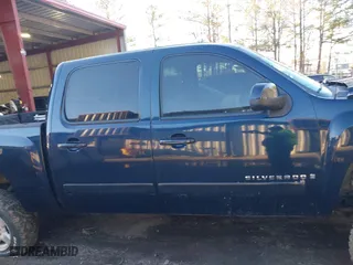 2007 Chevrolet Silverado 1500 LTZ with VIN 2GCEK13M471506806, listed as a IAAI auction lot 41578407 with 155,506 mi miles. Bid and sale history available at carsss.com. Image 13.