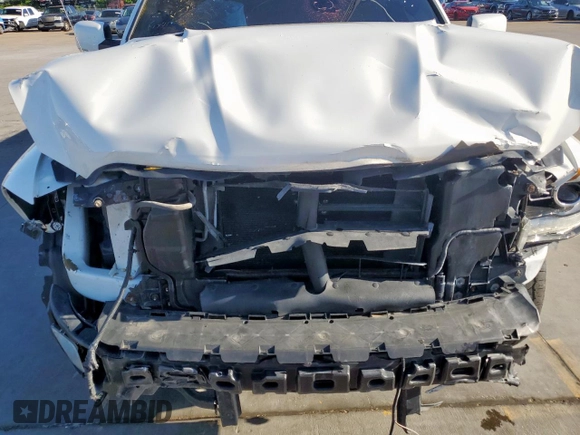 2016 Ram 1500 Sport z VIN 1C6RR7MT1GS121524, wystawiony jako Copart lot #54007895 z przebiegiem Nie podano mil oraz Czysty tytuł • Clean title. Historia ofert i sprzedaży dostępna na DreamBid. Obrazek 12.