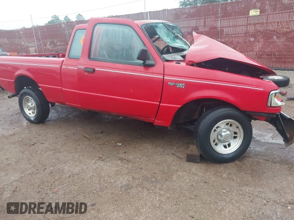 1997 Ford Ranger XL z VIN 1FTCR14A8VPA82103, wystawiony jako IAAI lot #40809996 z przebiegiem Nie podano mil oraz . Historia ofert i sprzedaży dostępna na DreamBid. Obrazek 1.