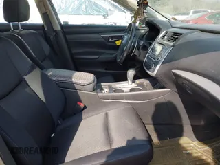 2016 Nissan Altima SR with VIN 1N4BL3AP6GC288389, listed as a IAAI auction lot 41457486 with 98,972 mi miles and . Bid and sale history available at carsss.com. Image 5.