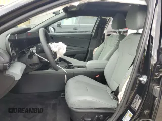 2025 Hyundai Elantra Limited z VIN KMHLN4DJ4SU126684, wystawiony jako Copart lot #57339255 z przebiegiem 3 558 mil mil oraz Szkoda całkowita • Salvage title. Historia ofert i sprzedaży dostępna na DreamBid. Obrazek 7.