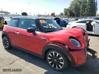 2024 MINI Hardtop 2 Door Cooper SE with VIN WMW13DJ01R2V91536, listed as a Copart auction lot 64391984 with 0 mi miles and Salvage Title. Bid and sale history available at carsss.com. Image 4.