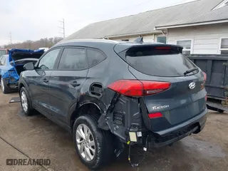 2020 Hyundai Tucson Value with VIN KM8J3CA47LU226897, listed as a IAAI auction lot 41662826 with 32,280 mi miles. Bid and sale history available at carsss.com. Image 6.
