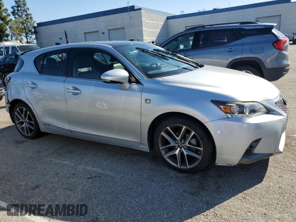 2015 Lexus CT 200h z VIN JTHKD5BH5F2241285, wystawiony jako Copart lot #49502395 z przebiegiem Nie podano mil oraz Szkoda całkowita • Salvage title. Historia ofert i sprzedaży dostępna na DreamBid. Obrazek 4.