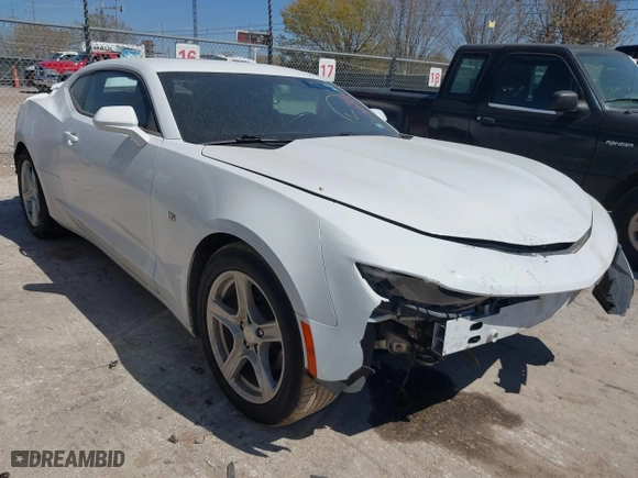 2022 Chevrolet Camaro 1LT with VIN 1G1FB1RX4N0109913, listed as a IAAI auction lot 41788787 with 46,047 mi miles. Bid and sale history available at carsss.com. Image 1.