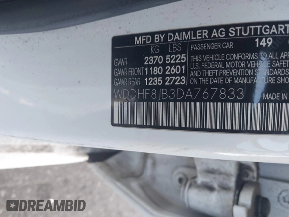 2013 Mercedes-Benz E-Class E 350 Luxury with VIN WDDHF8JB3DA767833, listed as a IAAI auction lot 40347863 with 90,981 mi miles. Bid and sale history available at carsss.com. Image 9.