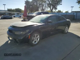 2019 Dodge Charger SXT with VIN 2C3CDXBG1KH643464, listed as a Copart auction lot 75681474 with 137,923 mi miles and Clean Title. Bid and sale history available at carsss.com. Image 1.