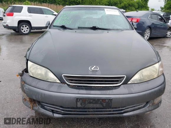 2000 Lexus ES 300 with VIN JT8BF28G7Y5091527, listed as a IAAI auction lot 42293721 with Not provided miles and . Bid and sale history available at DreamBid. Image 6.