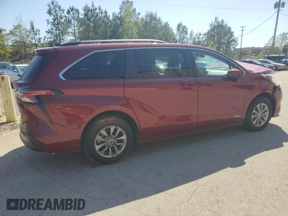 2021 Toyota Sienna LE with VIN 5TDKRKEC4MS069838, listed as a Copart auction lot 88306665 with 91,427 mi miles and Salvage Title. Bid and sale history available at carsss.com. Image 3.