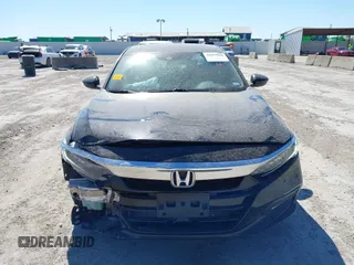 2019 Honda Accord Touring z VIN 1HGCV2F96KA034782, wystawiony jako IAAI lot #41851888 z przebiegiem 99 344 mil mil oraz . Historia ofert i sprzedaży dostępna na DreamBid. Obrazek 12.