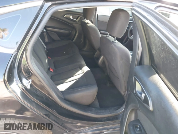 2015 Chrysler 200 Limited с VIN 1C3CCCAB3FN529027, выставлен на аукционе IAAI как лот 41433448 с пробегом 103 589 миль миль и . История ставок и продаж доступна на DreamBid. Изображение 8.