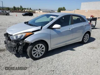 2017 Hyundai Elantra z VIN KMHD35LH9HU356647, wystawiony jako Copart lot #59197435 z przebiegiem 84 758 mil mil oraz Czysty tytuł • Clean title. Historia ofert i sprzedaży dostępna na DreamBid. Obrazek 1.