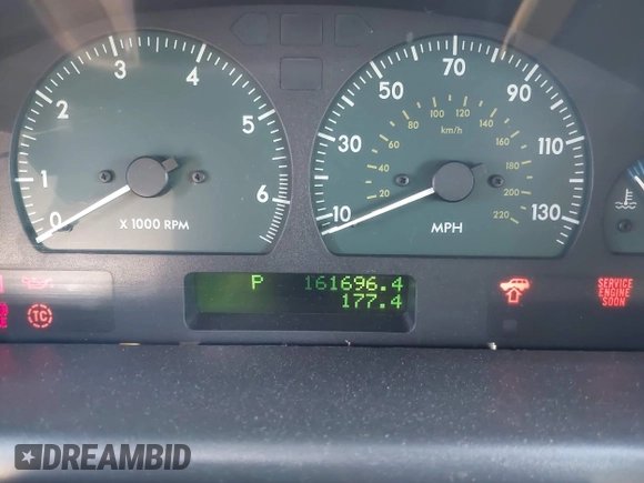 2001 Land Rover Range Rover with VIN SALPM16401A457818, listed as a IAAI auction lot 42332898 with 161,696 mi miles and . Bid and sale history available at DreamBid. Image 7.